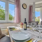Mihaela Apartament *