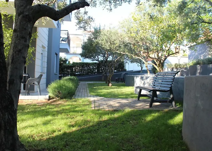 Mihaela Apartamento *