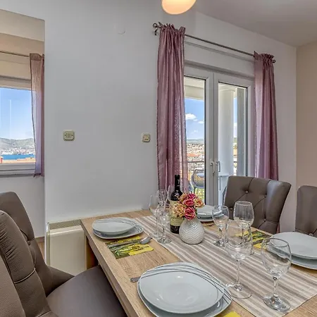 Mihaela Apartament *