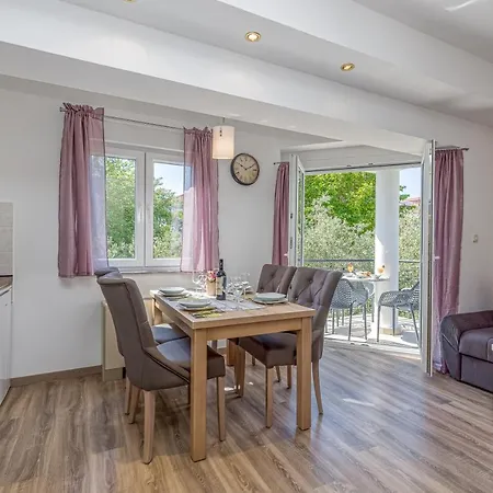 Mihaela Apartament
